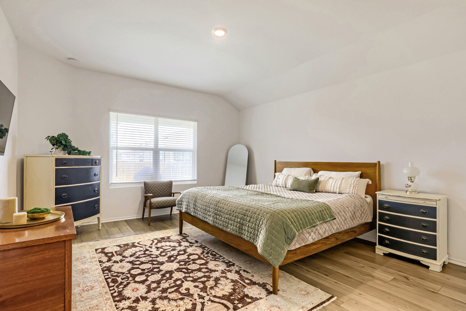 Primary bedroom